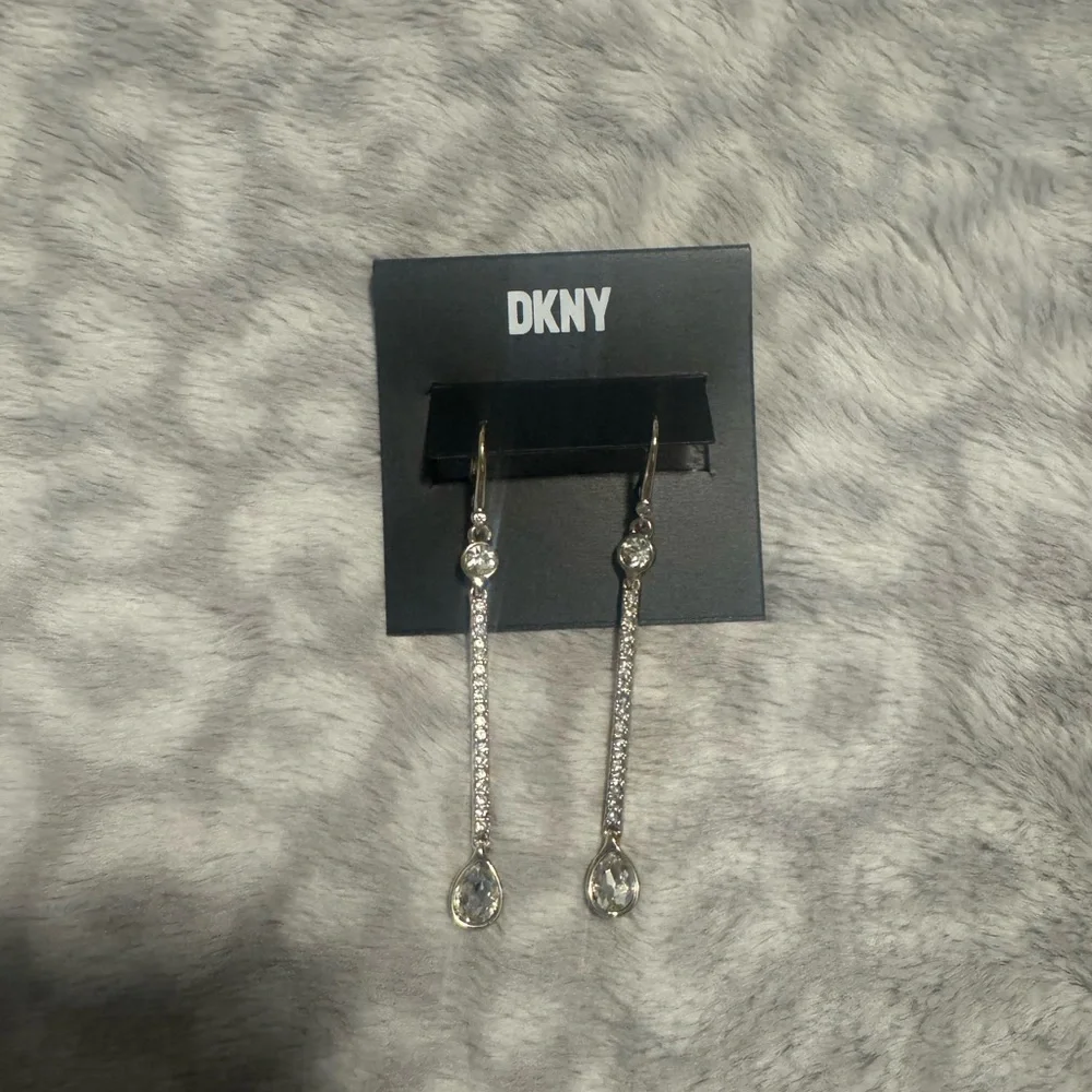 Dkny accent your